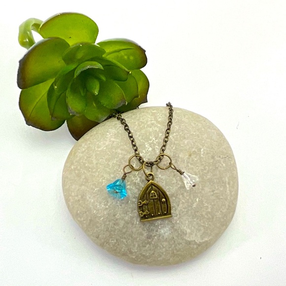 Fairy Door Pendant, Handmade, Hobbit Door with Flowers, Fairy Core, Forest Core - Picture 7 of 9